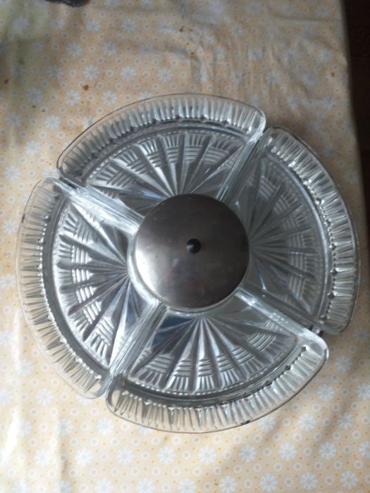 Менажница блюдо хрустальное на карусели блюдо хрусталь СССР