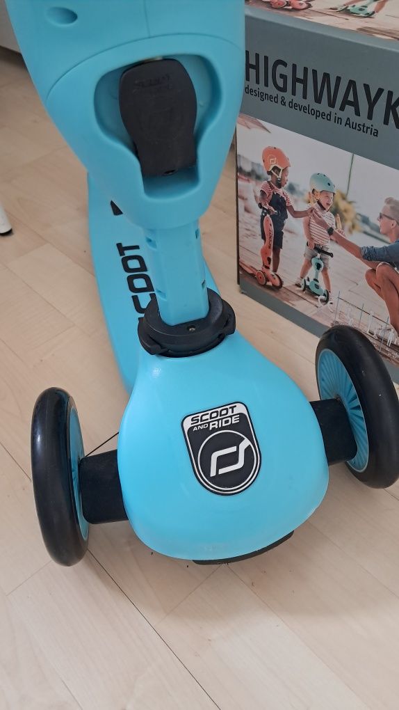 Jeździk i hulajnoga 2w1 Scootandride