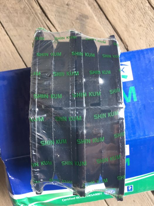 Продам тормозные колодки Ланос