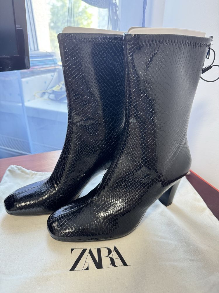 Сапоги осінні zara