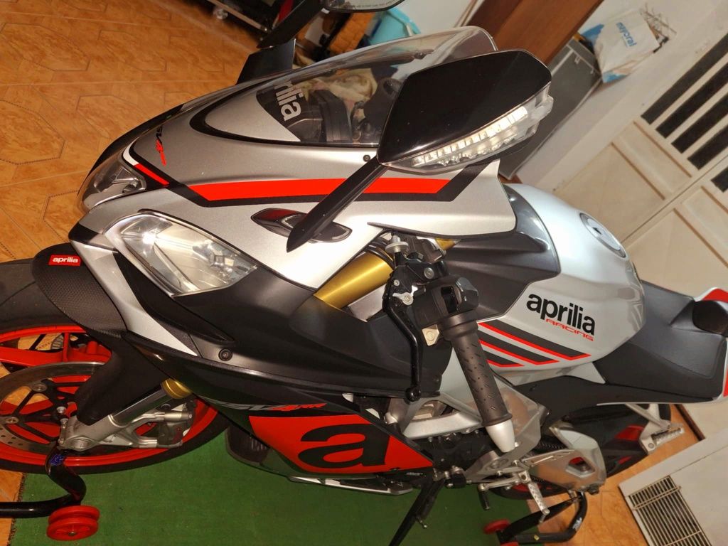 APRILIA RSV4 1000RR/2017-12