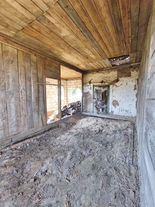 Продаж будинок під ремонт