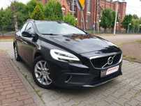 Volvo V40 Cross Country CROSS COUNTRY 191 KM !! FULL LED Panorama Navi Webast Virtual Cocpit