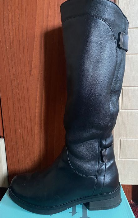 Продам шкіряні сапожки 39р.