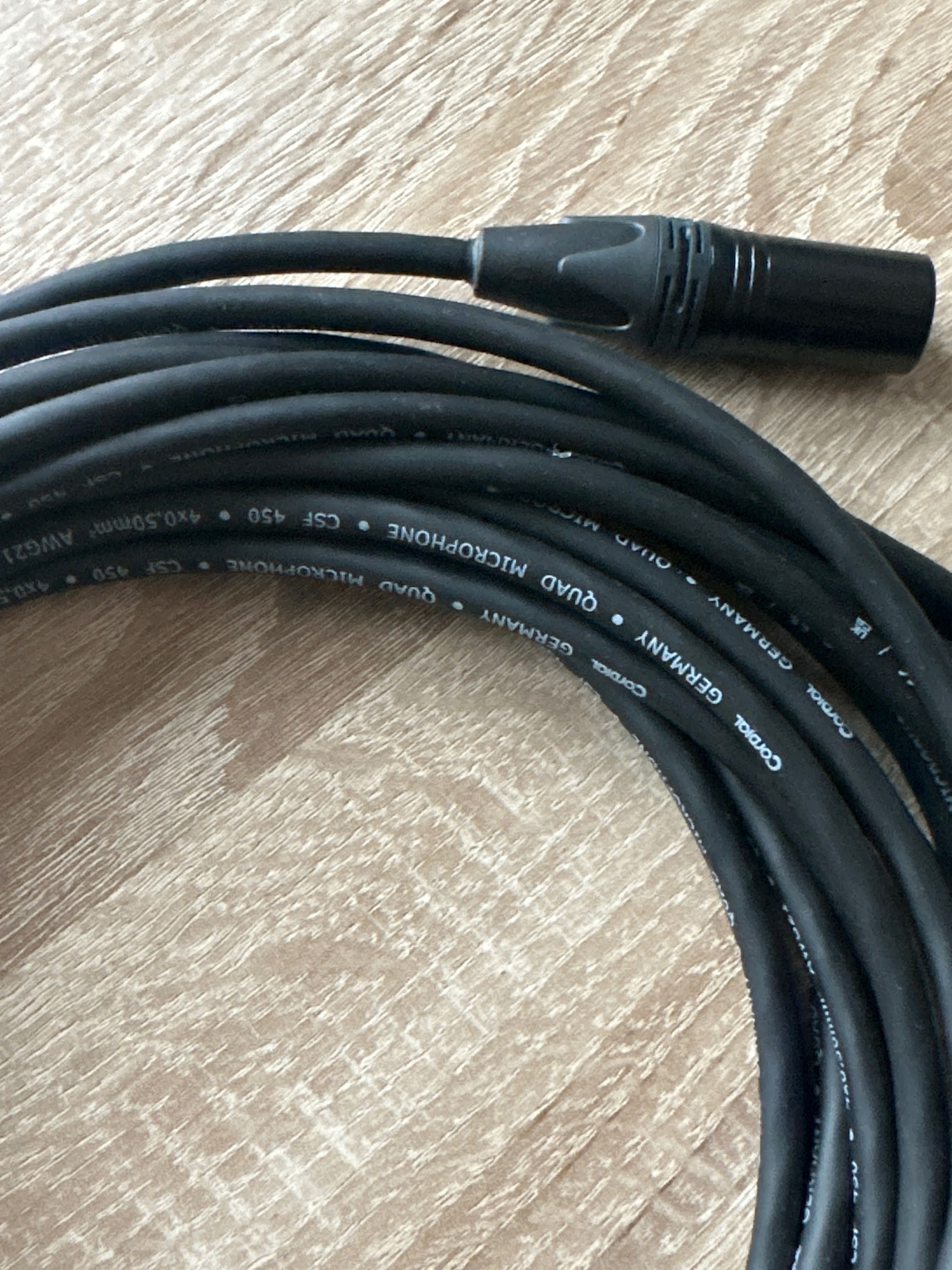 Kabel mikrofonowy Cordial Quad CSF 450 - 10metr Neutrik , sztuk 2