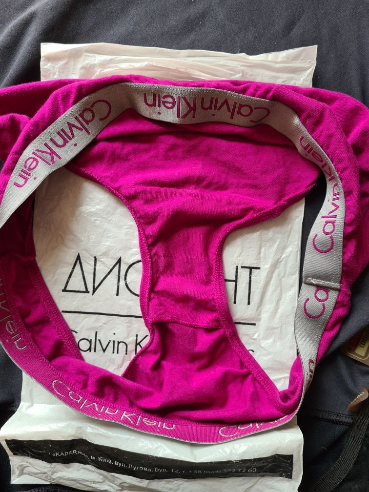 Оригінал з номером Трусики Calvin Klein розмір М