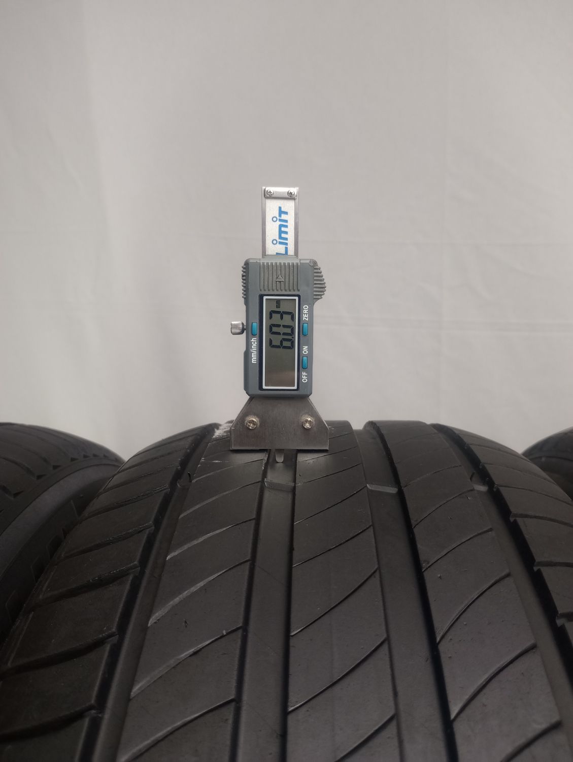 Opony 235/55R18 lato 235/55/18 MICHELIN (4x4/SUV) OO12906