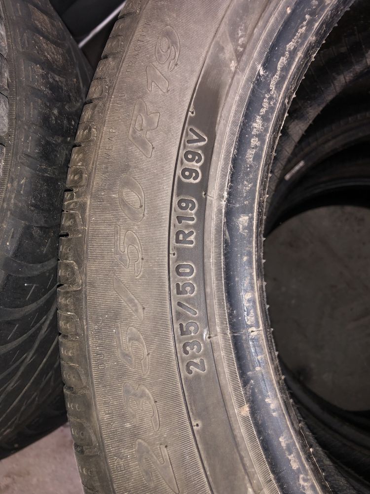 Opony Pirelli 235/50/19 R lato jak nowe SUv