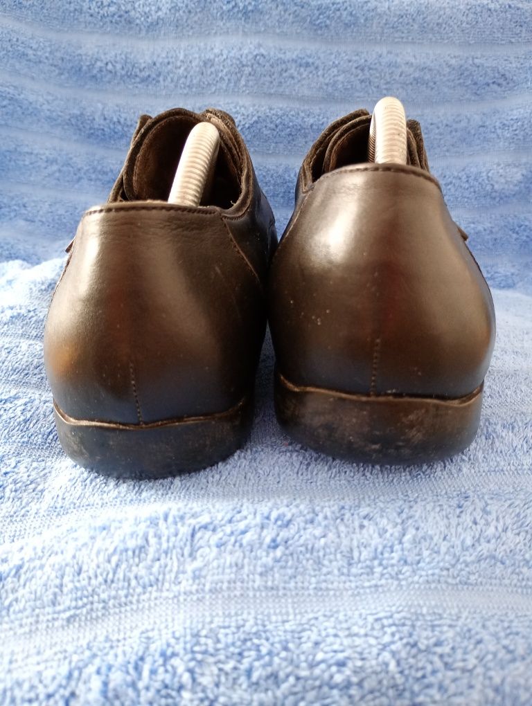 Camper 41 buty skóra naturalna czarne