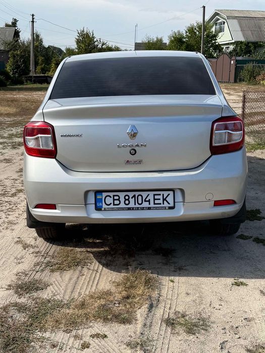 Продам машину Renault Logan 2