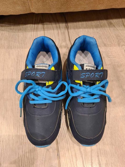 Новые кроссовки Sport для мальчика размер 34-35