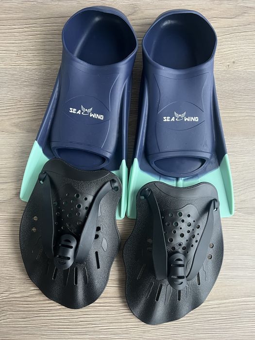 Ласти, лопатки для басейну