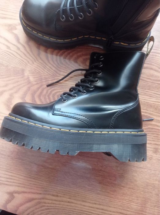 Черевики Dr. Martens