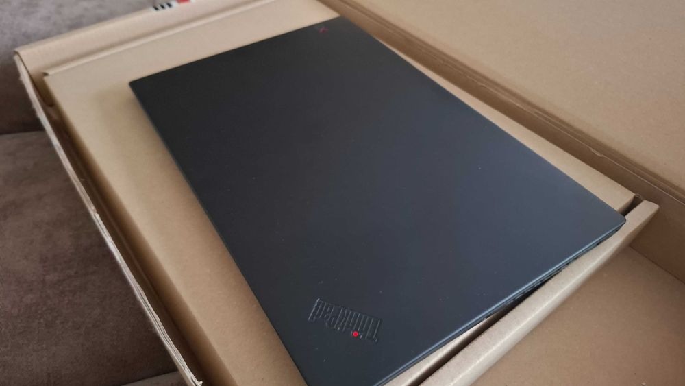 Lenovo ThinkPad X1 Carbon gen 6, i5-8350 8/256, jak NOWY