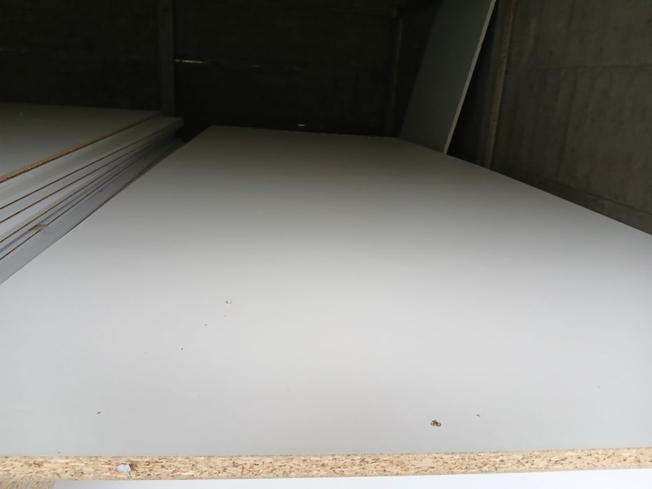 Plyta 100x250 gr. 1,8cm (OSB]