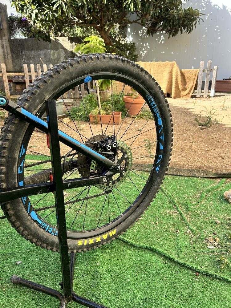 Cube stereo race 160 hpa