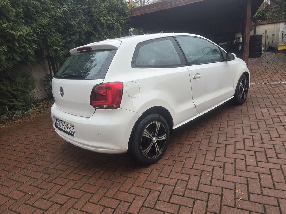 Polo 1.2 B 2010r.Okazja,dlugie oplaty !