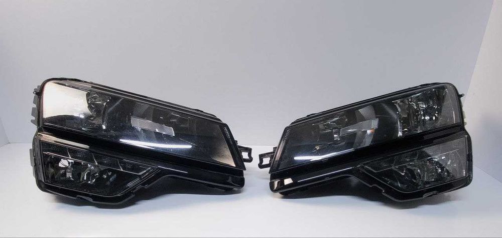 Фари. Комплект. Skoda Karoq.