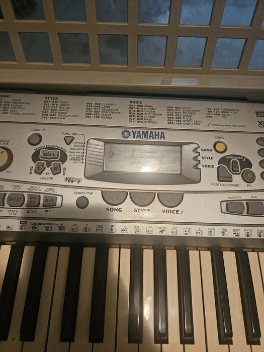 Piano portátil YAMAHA