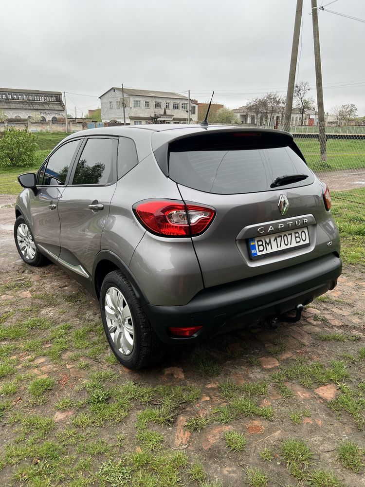 Renault CAPTUR 1.5Diesel 2016 року