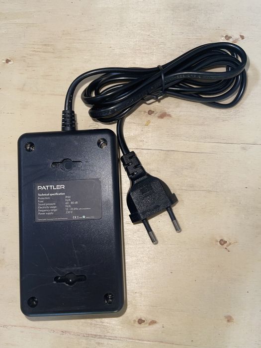 Odstraszacz ultradzwiękowy na kuny i inne gryzonie