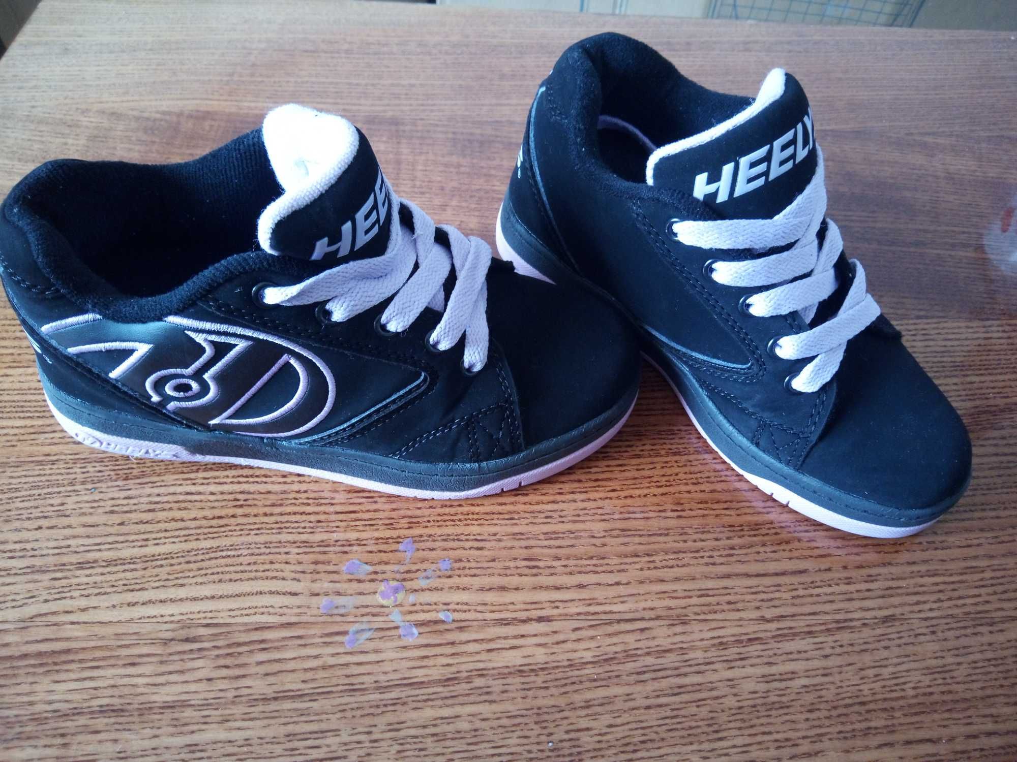 Кроссовки с роликами Heelys 33 розмір 20.5 см стелька