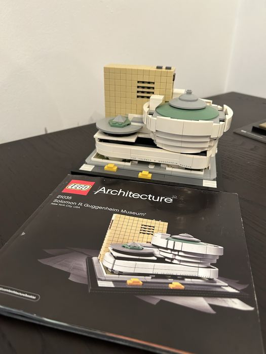 Lego Arquitetura 21035 - Solomon R. Guggenheim Museum