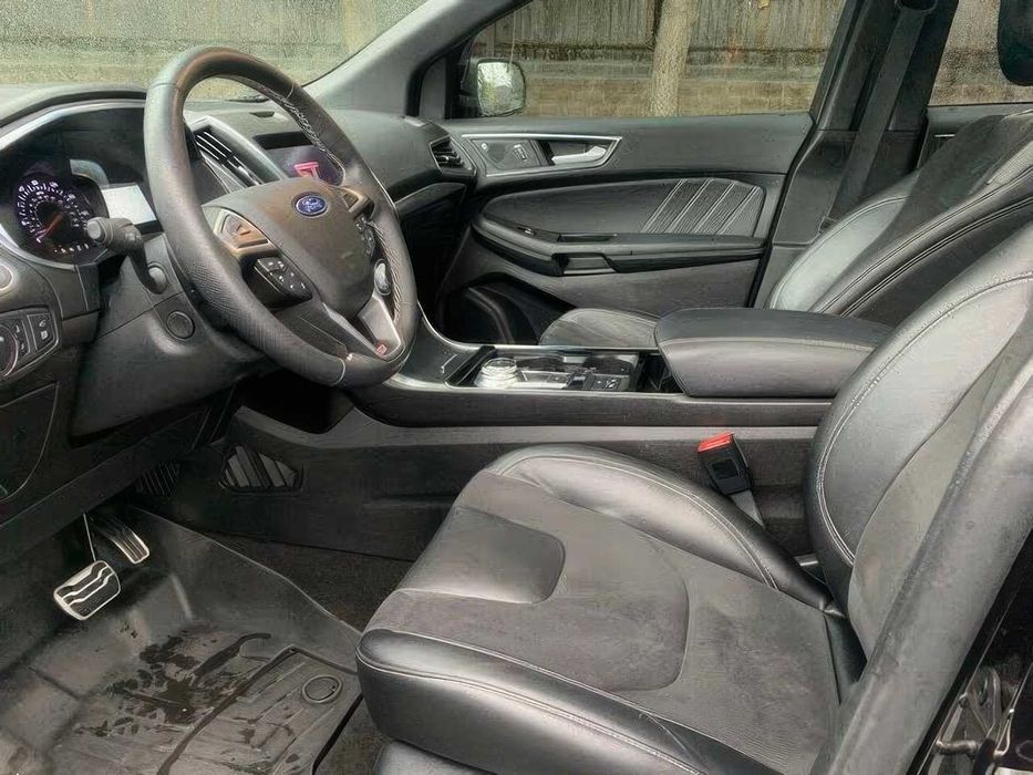 Ford Edge ST      2020