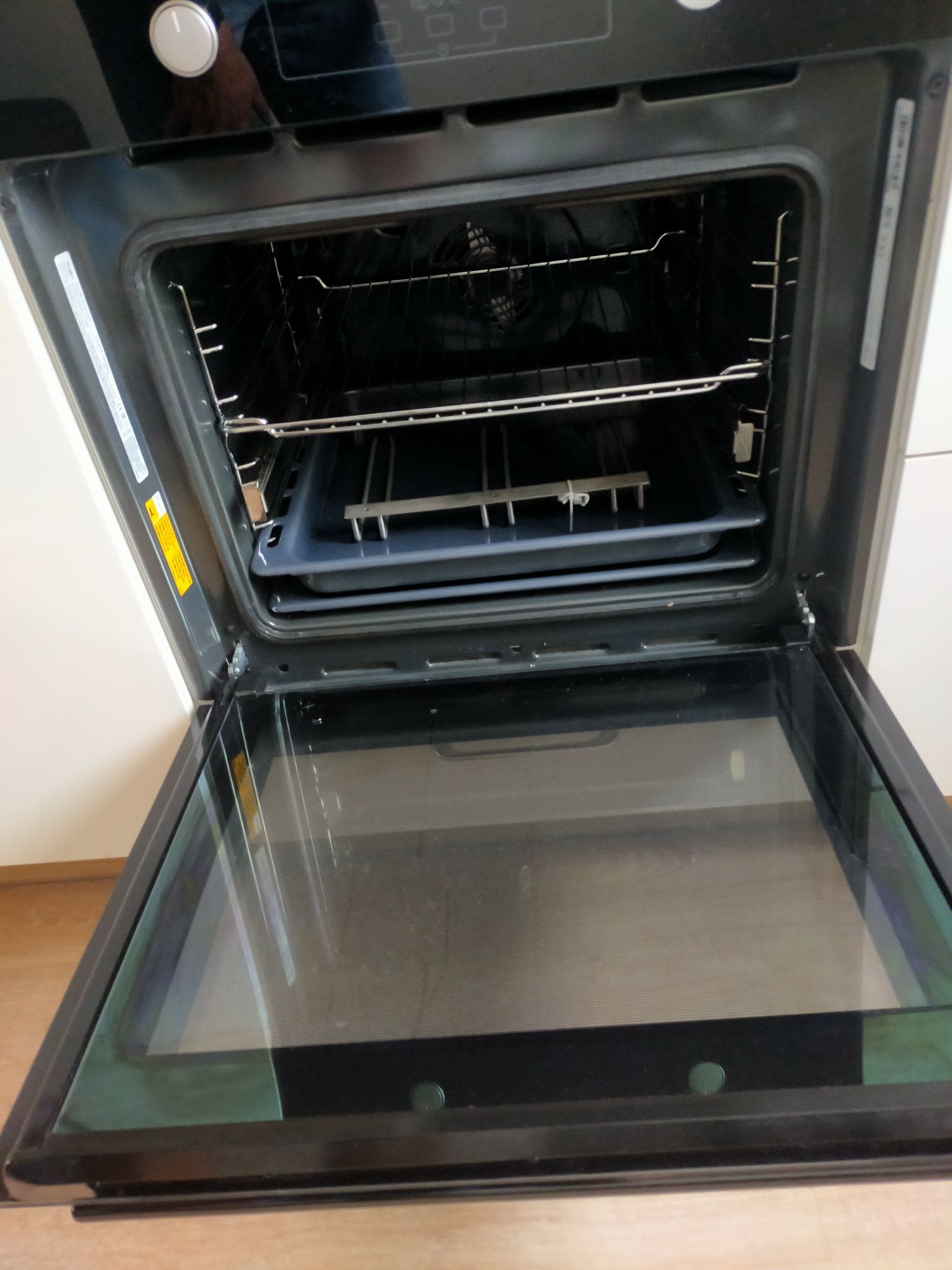 Sprzedam meble kuchenne ze sprzętem AGD