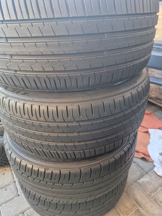 Opony Zima Continental  195/ 65 r15  2 sztuki