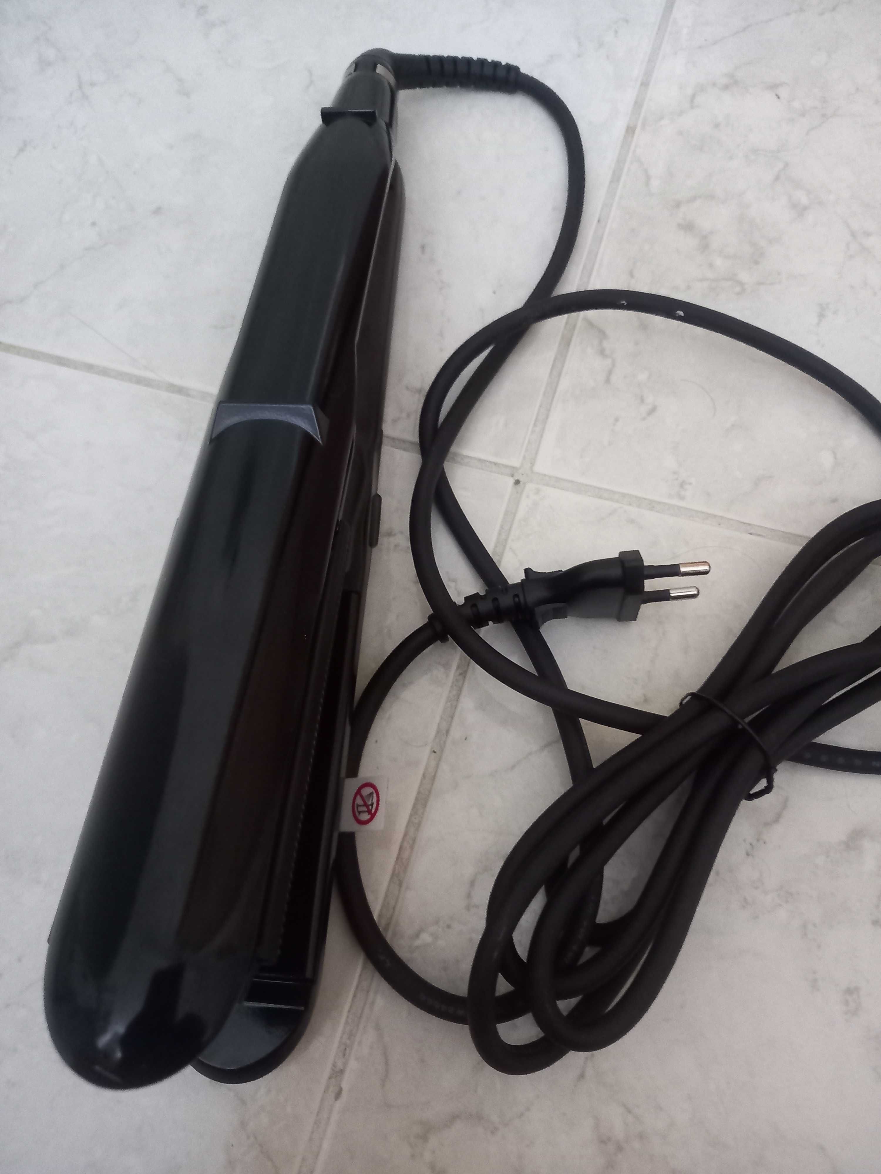 Alisador Babyliss a vapor