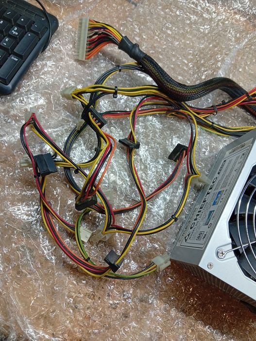 Блок питания Chieftec 550W