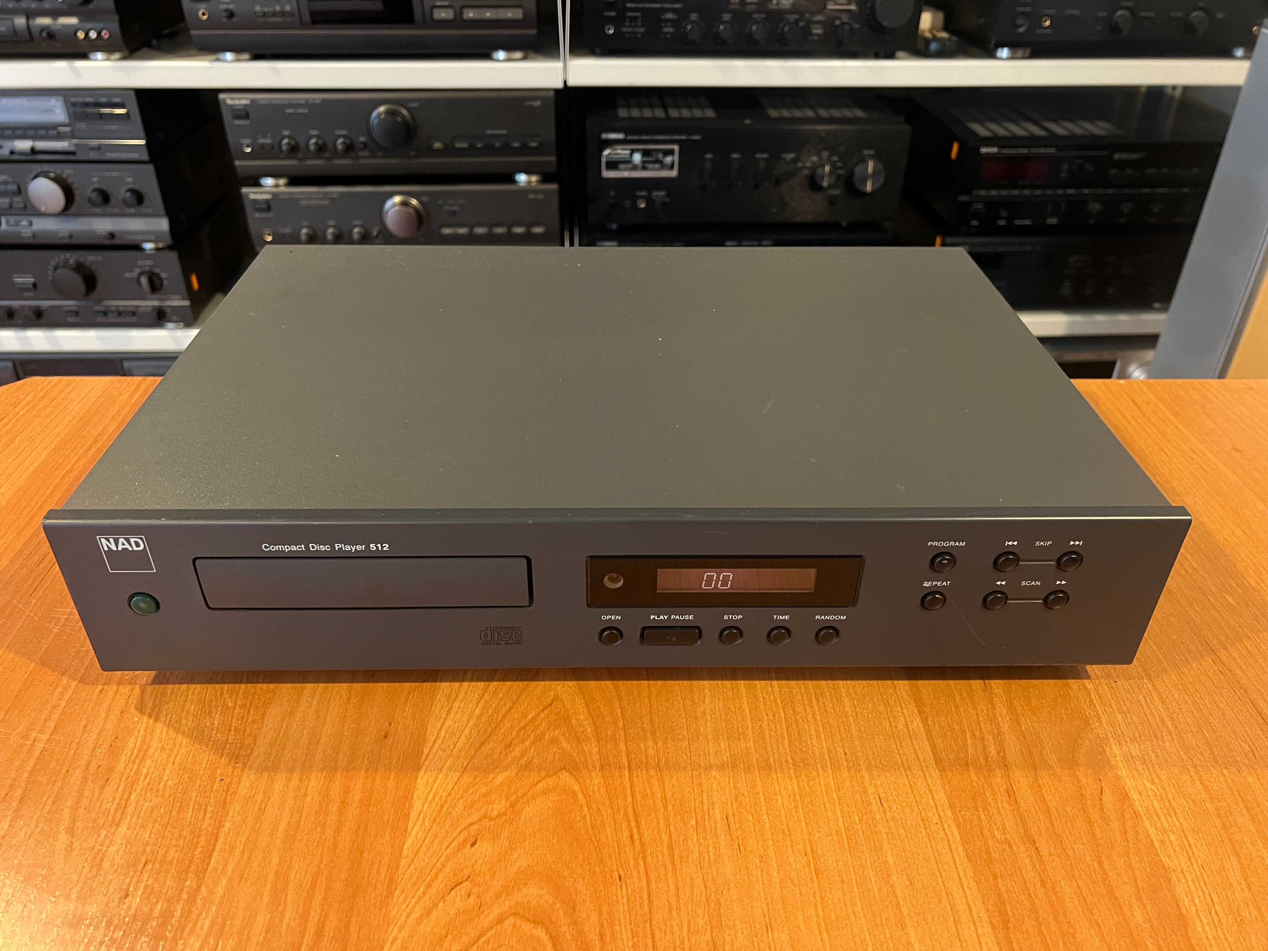 Odtwarzacz płyt CD NAD 512 Audio Room