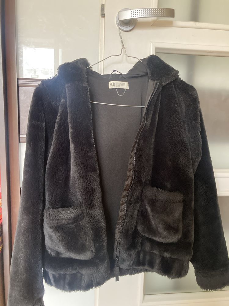 Pluszowa kurtka z kapturem 146/152 cm H&M