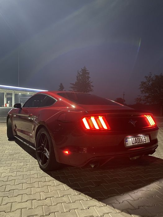 Ford Mustang 3.7L
