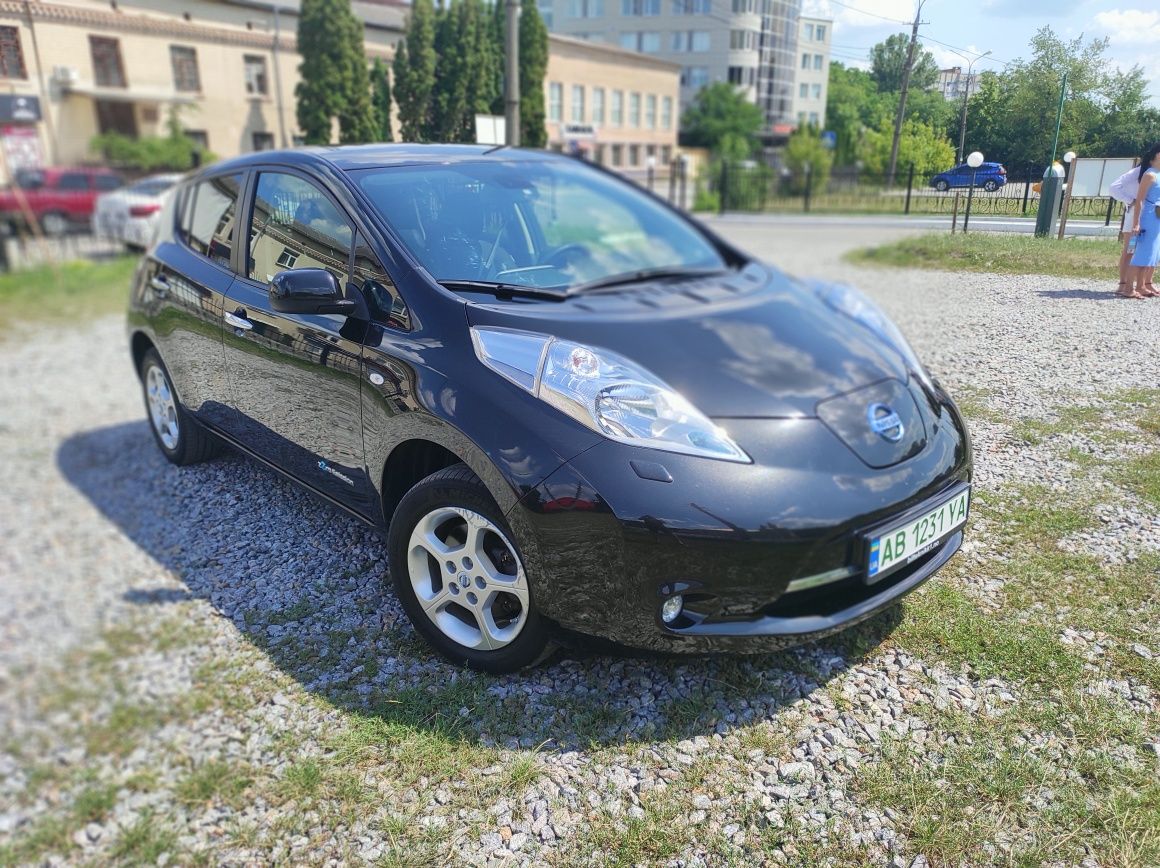 Nissan Leaf Ніссан Ліф