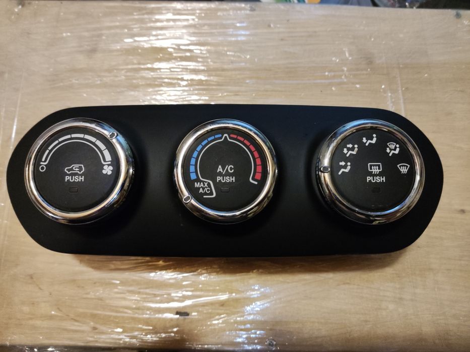 Блок управления кондиционером Jeep Renegade