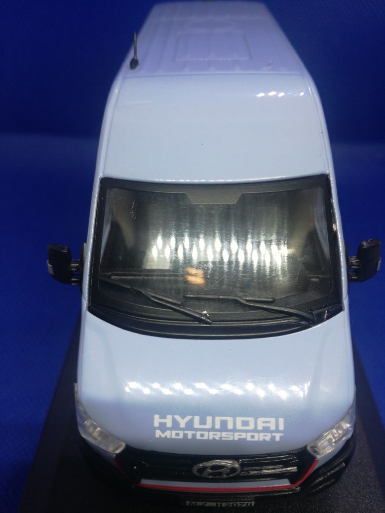 N130 Miniaturas 1/43 Conjunto Hyundai novos