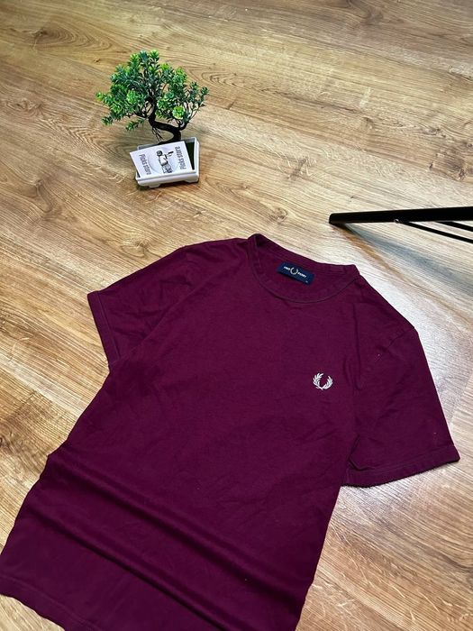 Продам футболку Fred Perry