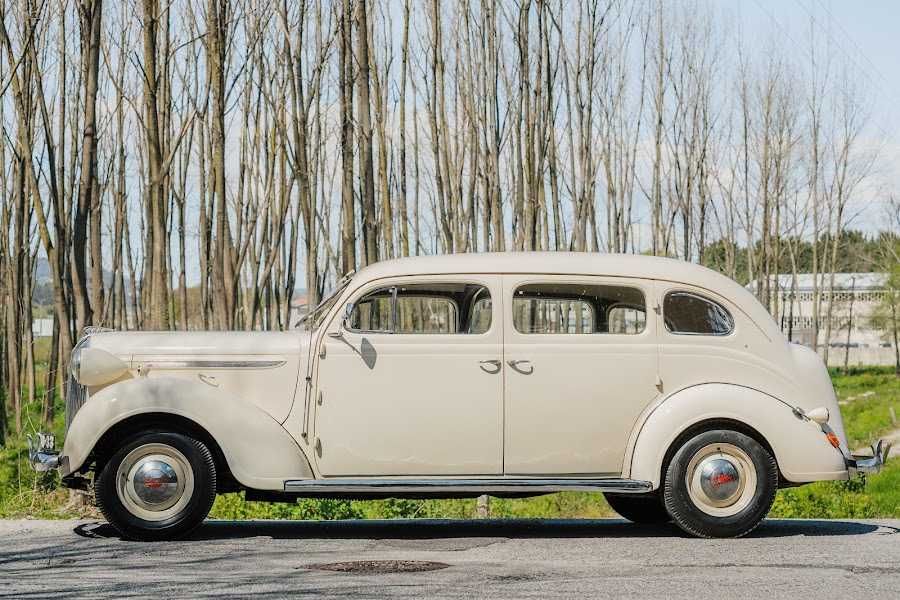 Plymouth Sedan 1937