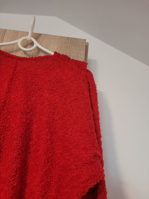 Czerwona sukienka z długim rękawem M/L