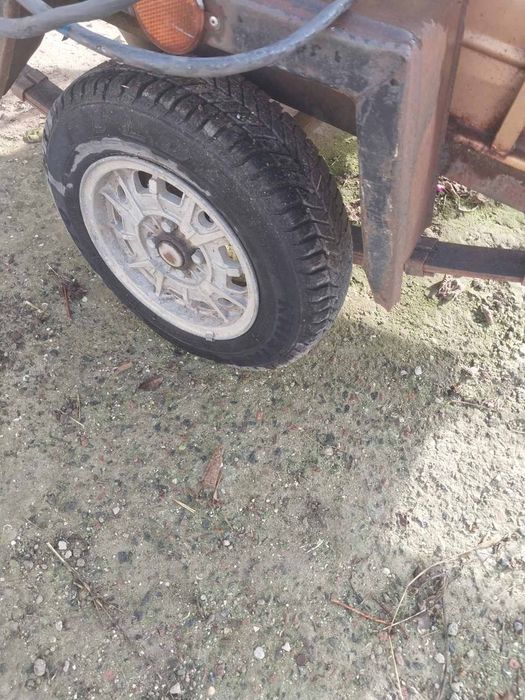 Причіп Бобер. В комплекте, додаткові борта та дугі