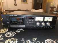 Sprzedam magnetofon kasetowy Tascam