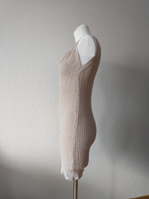 Włoska Mini obcisła sukienka dziergane ze złoceniem M