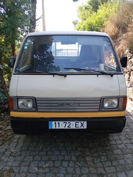 Mazda e2200 pickup