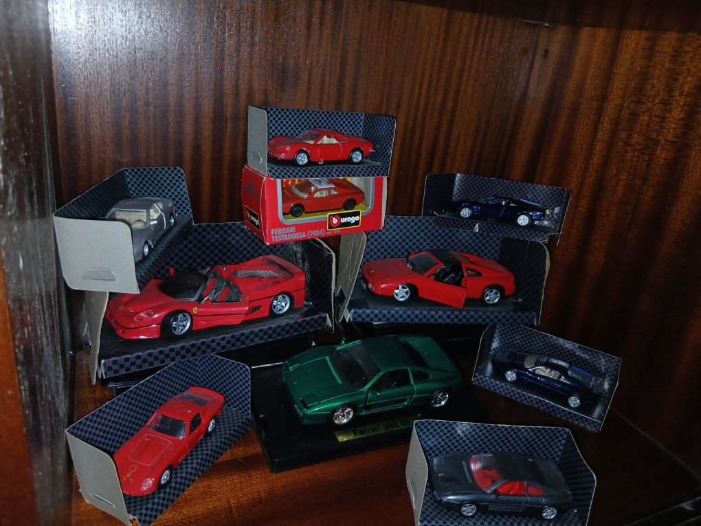 Coleção de Ferrari por 99 €