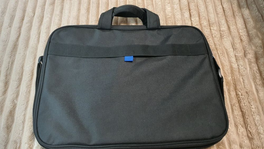 TARGUS Torba na laptopa do 17 cali NIE UŻYWANA Idealny stan!