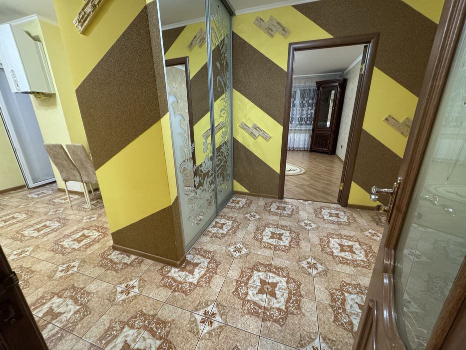 Оренда 2-к квартири неподалік центра