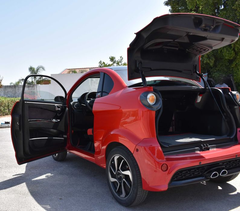 Carro sem carta Ligier JS50