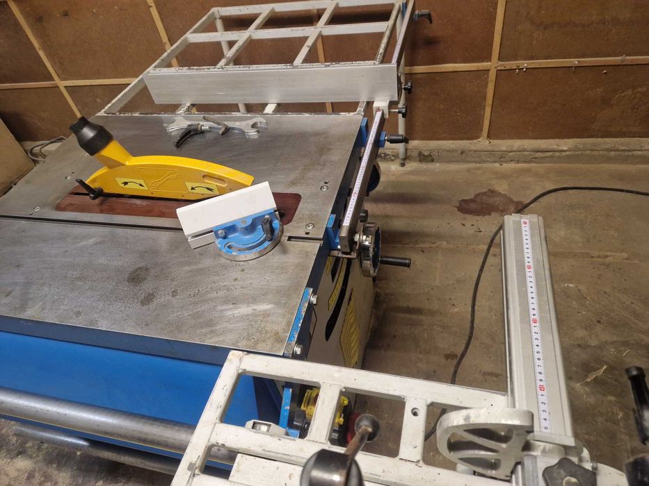 Pilarka KK-315 zbocznym wózkiem